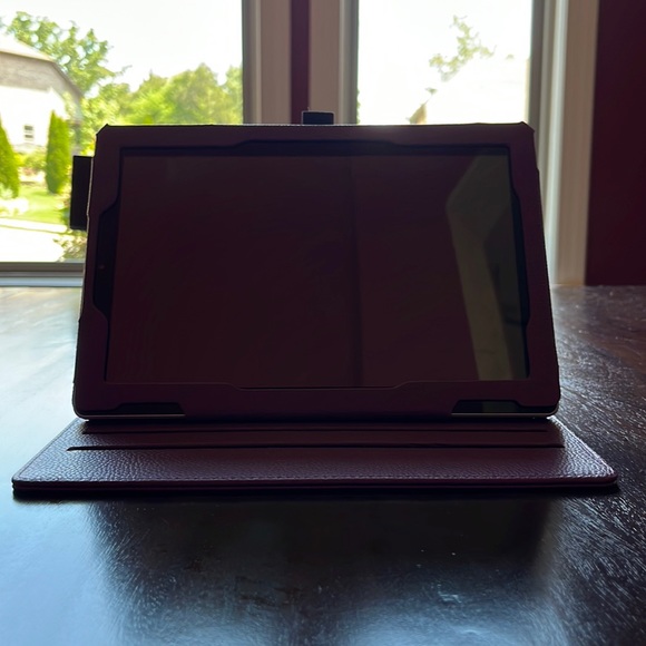 ✨NEXTBOOK TABLET BUNDLE✨ - Picture 4 of 4